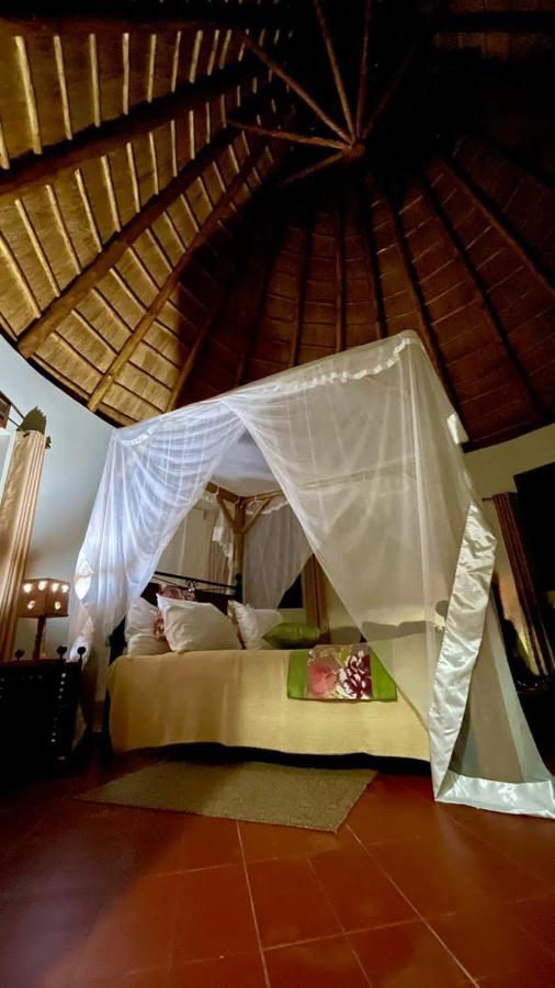 Kibale Guest Cottages Fort Portal Kültér fotó